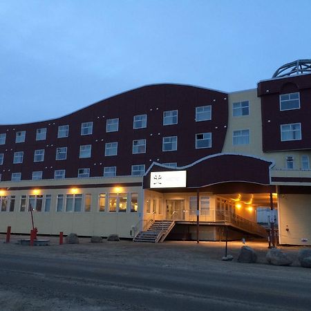 Hotel Arctic Iqaluit Exterior photo