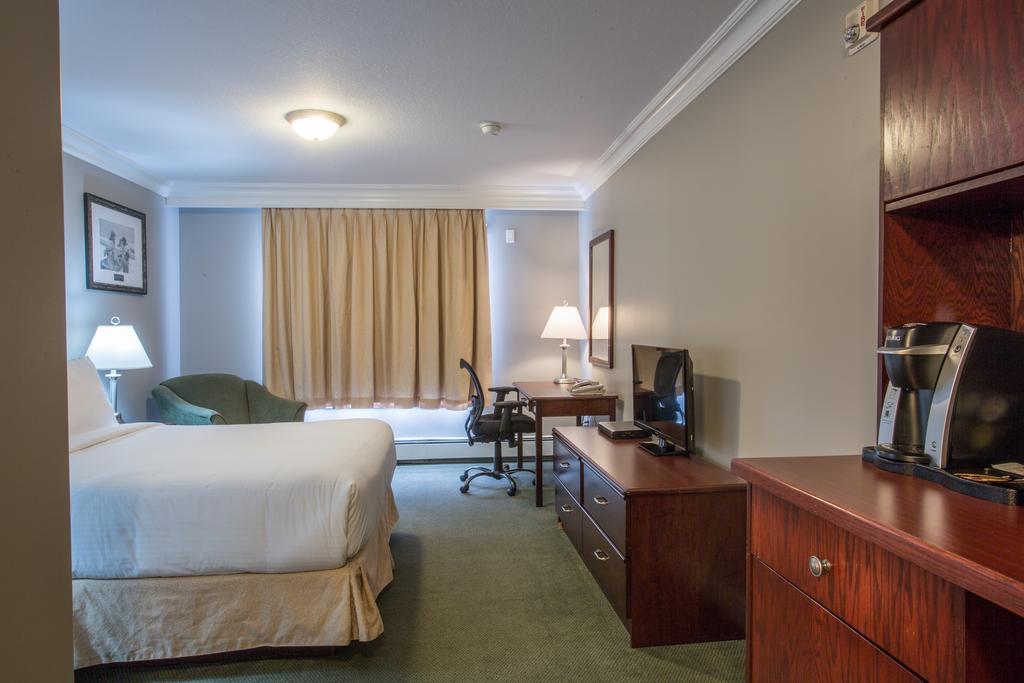 Hotel Arctic Iqaluit Room photo